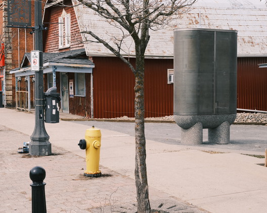 Prototype Architectural Battery Turns Public Space Into Urban Energy Storage in Ontario, Canada Prototype Architectural Battery Turns Public Space Into Urban Energy Storage in Ontario, Canada - Image 9 of 19