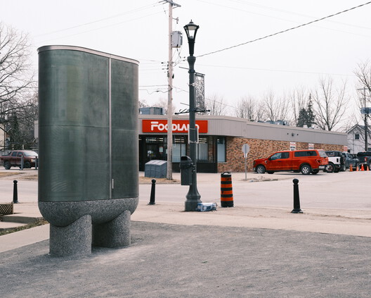Prototype Architectural Battery Turns Public Space Into Urban Energy Storage in Ontario, Canada Prototype Architectural Battery Turns Public Space Into Urban Energy Storage in Ontario, Canada - Image 11 of 19