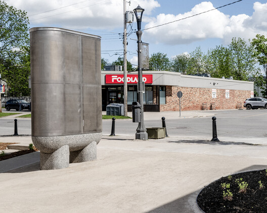 Prototype Architectural Battery Turns Public Space Into Urban Energy Storage in Ontario, Canada Prototype Architectural Battery Turns Public Space Into Urban Energy Storage in Ontario, Canada - Image 10 of 19