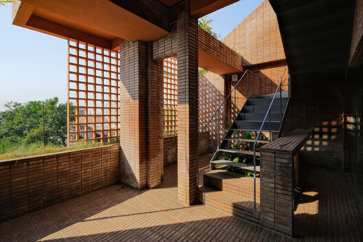 Common Days Cafe / INS Studio Common Days Cafe / INS Studio - Image 4 of 25