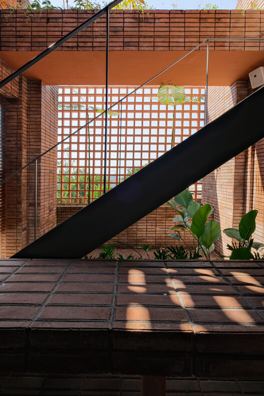 Common Days Cafe / INS Studio Common Days Cafe / INS Studio - Image 12 of 25