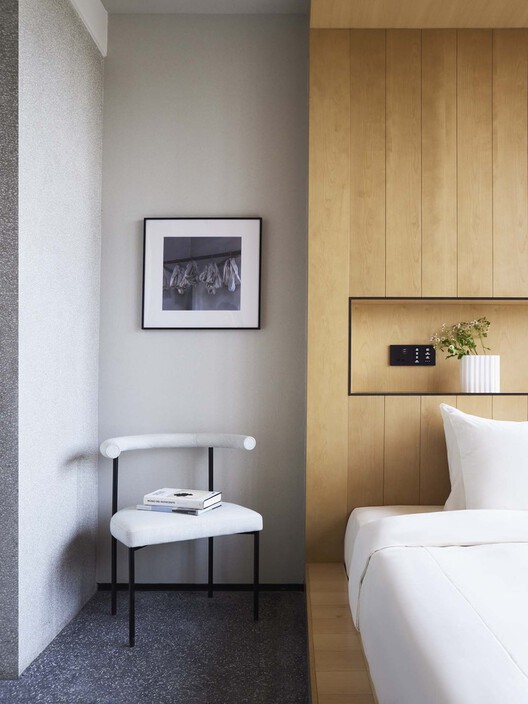 The Handmade Surface: Imperfection, Texture, and Craft in Contemporary Chinese Interiors - Image 7 of 21