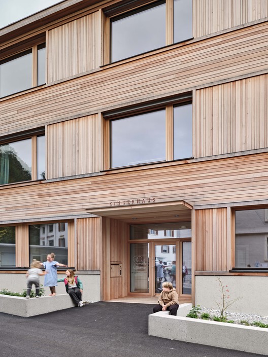 Children’s House Brunnengasse / Bernardo Bader Architekten Children’s House Brunnengasse / Bernardo Bader Architekten - Exterior Photography