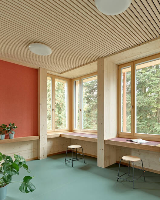 Bossard School / Gut Deubelbeiss Nill Architekten - Interior Photography, Wood