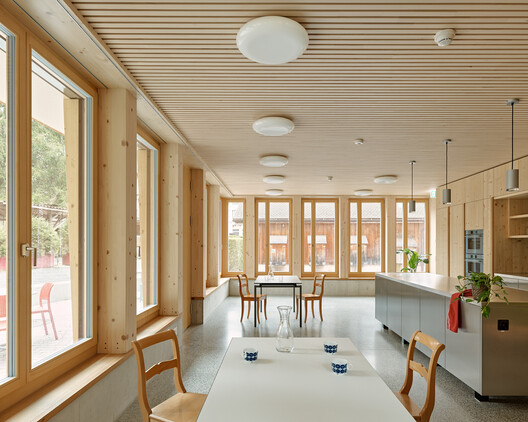 Bossard School / Gut Deubelbeiss Nill Architekten - Interior Photography, Wood