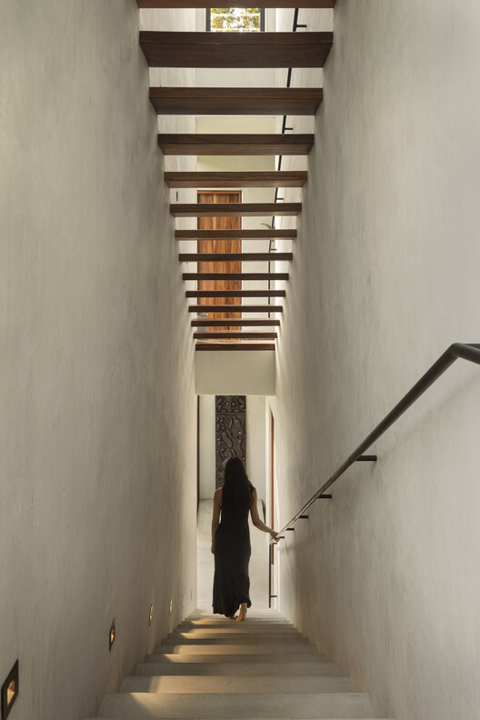 Shadows House / Seiro Arquitectos Shadows House / Seiro Arquitectos - Interior Photography, Stairs, Wood