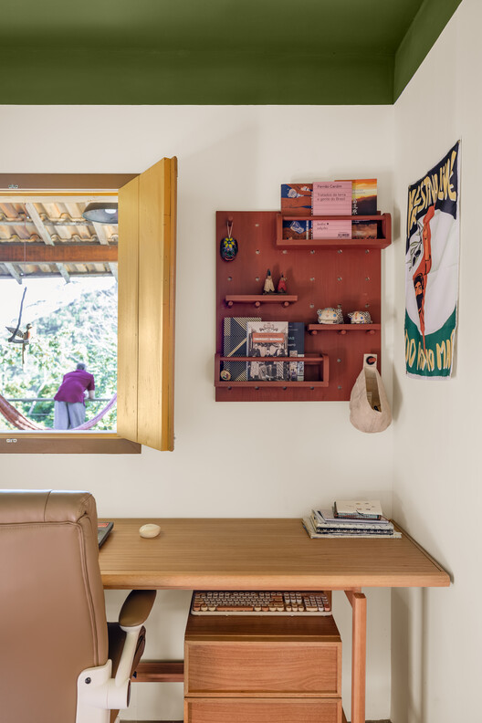Quetzal House / Sertão Arquitetos Quetzal House / Sertão Arquitetos - Interior Photography, Wood, Table, Shelving, Lighting, Chair