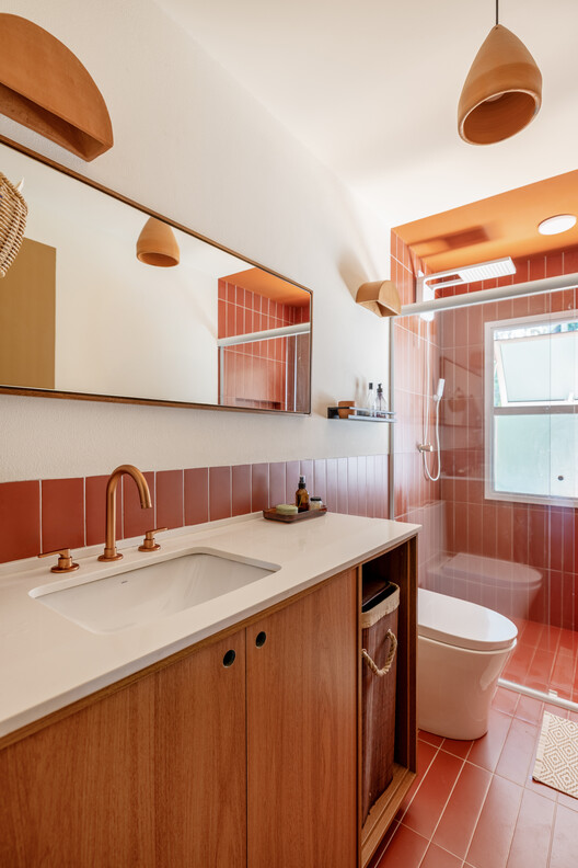 Quetzal House / Sertão Arquitetos Quetzal House / Sertão Arquitetos - Interior Photography, Wood, Sink, Bathroom, Countertop