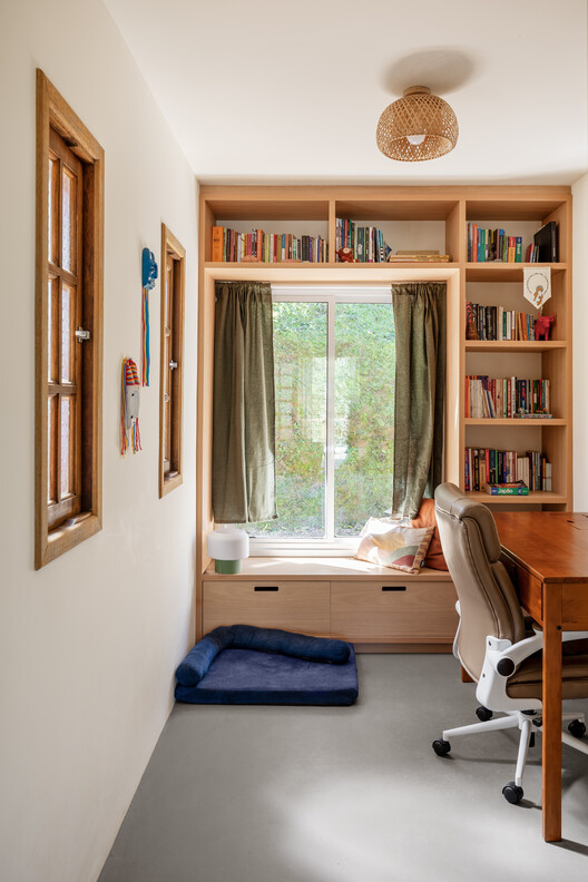 Quetzal House / Sertão Arquitetos Quetzal House / Sertão Arquitetos - Interior Photography, Closet, Shelving, Wood, Lighting