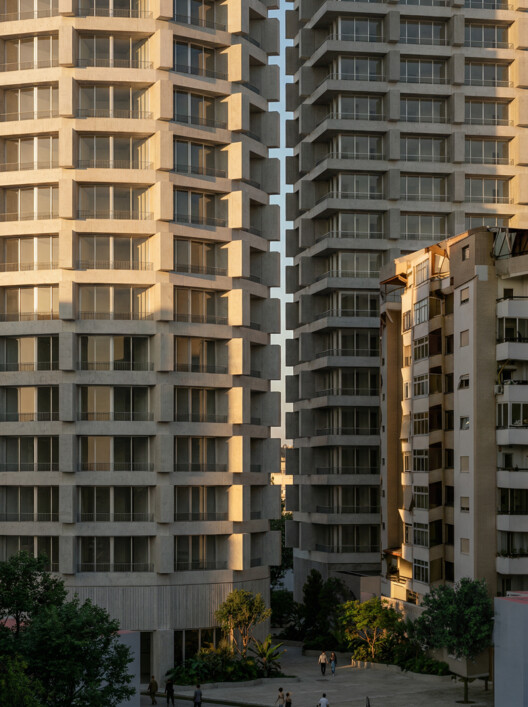 Colombia Earthquake Coverage and Two New Internationally Designed Towers: This Week's Review Colombia Earthquake Coverage and Two New Internationally Designed Towers: This Week's Review - Image 11 of 21