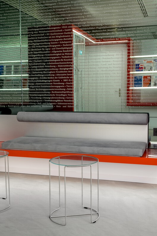 Headquarters "MANZ Bel Étage" / Podrecca Architects - Interior Photography, Chair