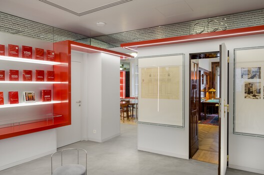 Headquarters "MANZ Bel Étage" / Podrecca Architects - Interior Photography, Lighting, Shelving, Glass, Door