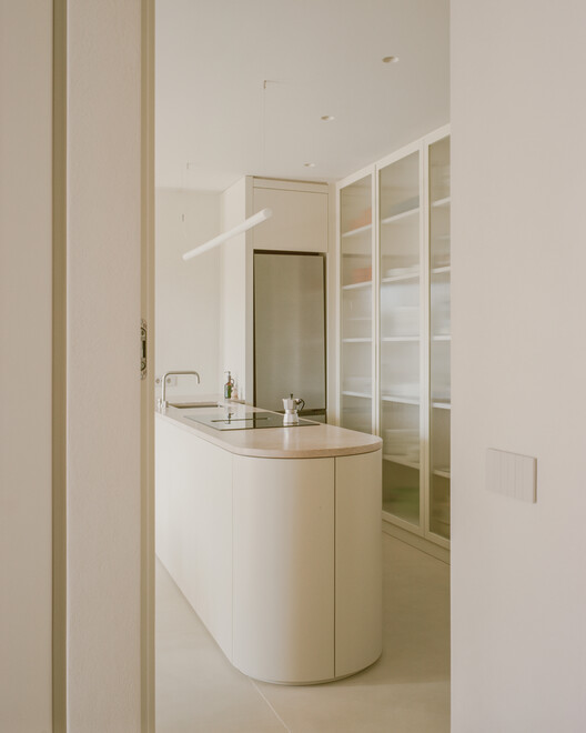 Kifisia Apartment: A Reconfiguration of Domestic Boundaries / Georgios Apostolopoulos Architects Kifisia Apartment: A Reconfiguration of Domestic Boundaries / Georgios Apostolopoulos Architects - Interior Photography, Bathroom, Wood, Countertop, Glass