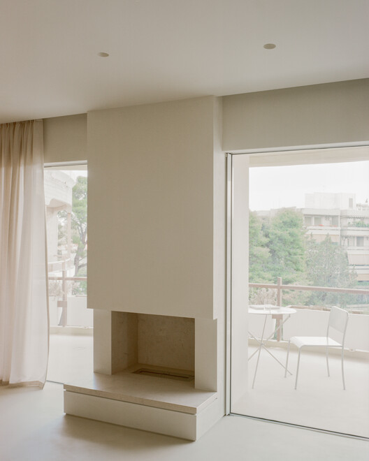 Kifisia Apartment: A Reconfiguration of Domestic Boundaries / Georgios Apostolopoulos Architects Kifisia Apartment: A Reconfiguration of Domestic Boundaries / Georgios Apostolopoulos Architects - Interior Photography, Wood