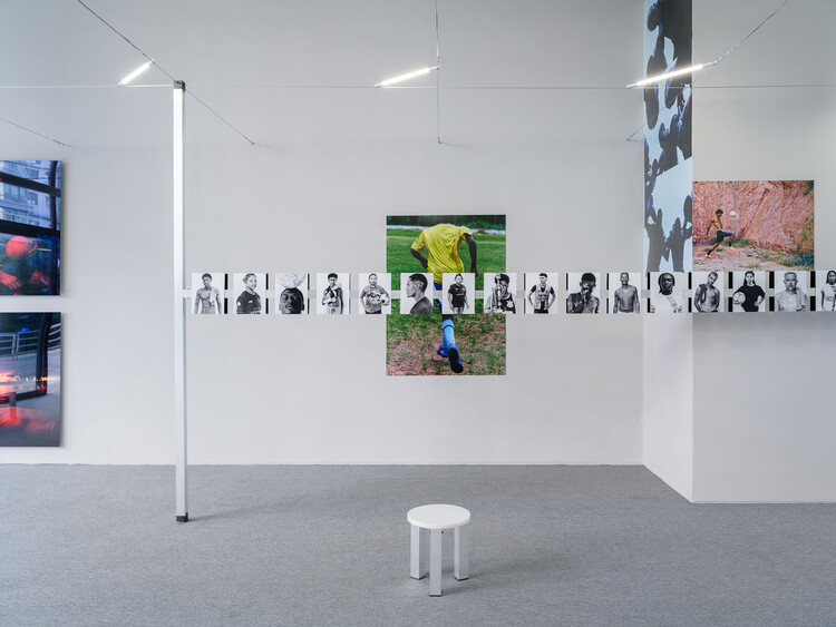 In Campo, Solo Exhibition by Hick Duarte / Clube - Interior Photography