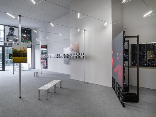 In Campo, Solo Exhibition by Hick Duarte / Clube In Campo, Solo Exhibition by Hick Duarte / Clube - Interior Photography