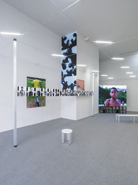 In Campo, Solo Exhibition by Hick Duarte / Clube In Campo, Solo Exhibition by Hick Duarte / Clube - Interior Photography
