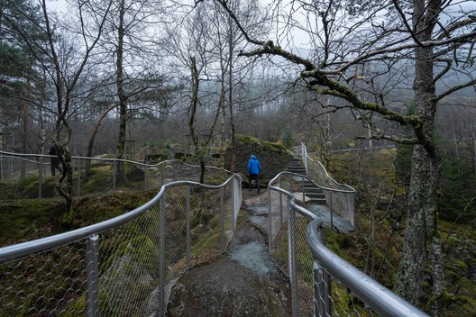 JUVO – resting area and viewpoint in Southwestern Norway / ATSITE JUVO – resting area and viewpoint in Southwestern Norway / ATSITE - Image 11 of 18