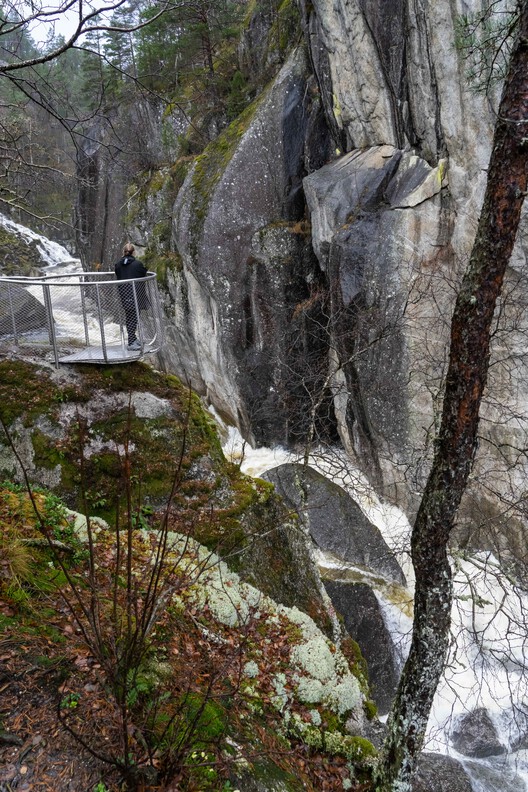 JUVO – resting area and viewpoint in Southwestern Norway / ATSITE JUVO – resting area and viewpoint in Southwestern Norway / ATSITE - Image 3 of 18
