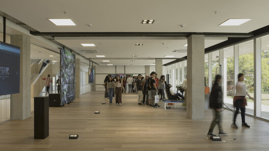 New Headquarters Office Building for IAPSER / Sebastian Stechina + Carlos Di Napoli + Andres Francesconi New Headquarters Office Building for IAPSER / Sebastian Stechina + Carlos Di Napoli + Andres Francesconi - Interior Photography, Glass