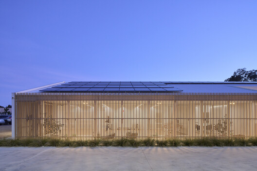 When Timber Isn't the Right Material: Rethinking Material Selection for High-Performance Architecture When Timber Isn't the Right Material: Rethinking Material Selection for High-Performance Architecture - Image 15 of 17