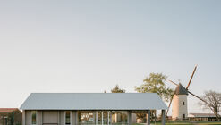 Salle de médiation culturelle / atelier iso architectes