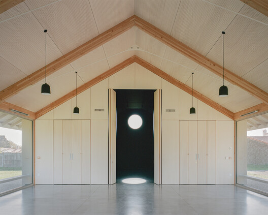 Salle de médiation culturelle / atelier iso architectes Salle de médiation culturelle / atelier iso architectes - Image 4 of 13