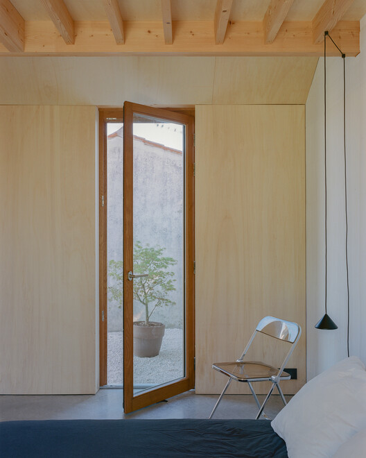 Private house in La Claye / atelier iso architectes - Interior Photography, Wood, Door