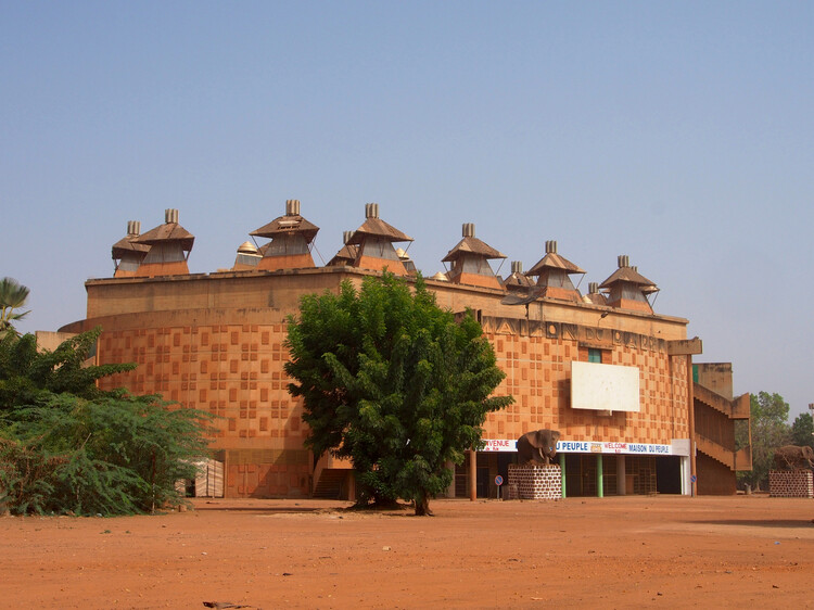 The Maison du Peuple: Reclaiming Brutalism for Nation-Building