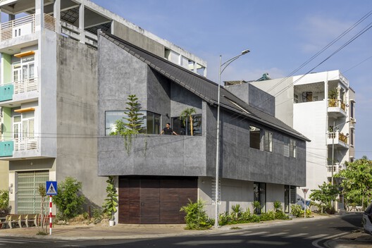 The Inner Court House / Plus Idea Studio - Exterior Photography, Concrete