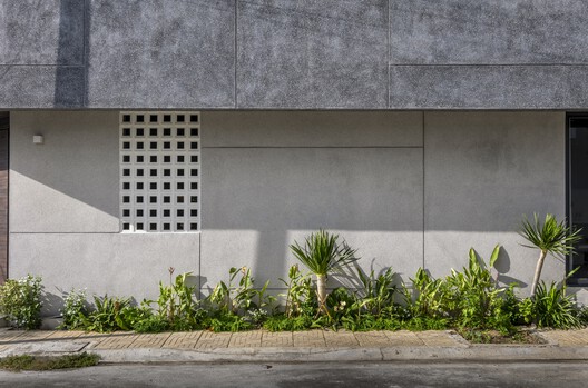 The Inner Court House / Plus Idea Studio - Exterior Photography, Concrete