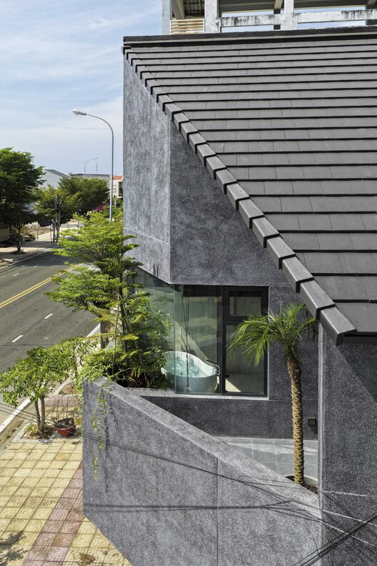 The Inner Court House / Plus Idea Studio - Image 3 of 29