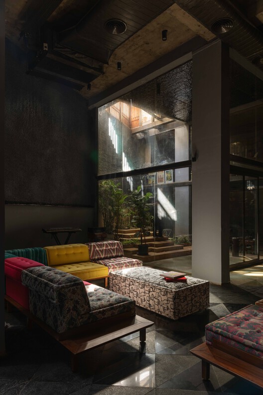 The House of Thirds / Architects Collaborative The House of Thirds / Architects Collaborative - Interior Photography, Bedroom, Lighting, Beam
