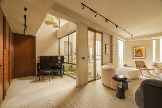 The House of Thirds / Architects Collaborative The House of Thirds / Architects Collaborative - Interior Photography, Wood, Lighting, Chair