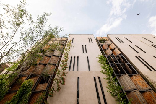 The House of Thirds / Architects Collaborative The House of Thirds / Architects Collaborative - Image 2 of 38
