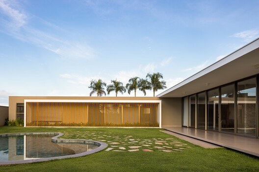 Refuge House / Elisa Porto Arquitetura Refuge House / Elisa Porto Arquitetura - Image 21 of 31