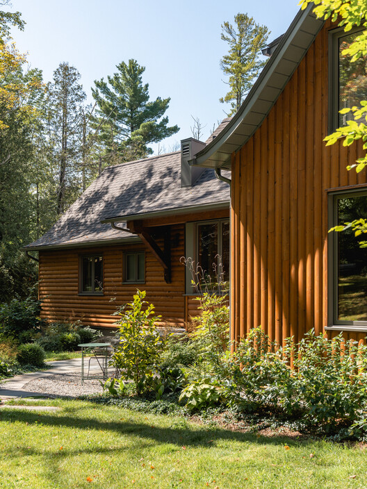 House in Chérive / Paul Bernier Architecte House in Chérive / Paul Bernier Architecte - Exterior Photography, Wood, Garden