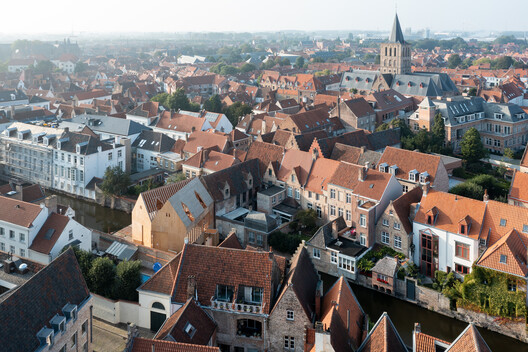 Brugge Diptych / PARA Brugge Diptych / PARA - Image 2 of 20