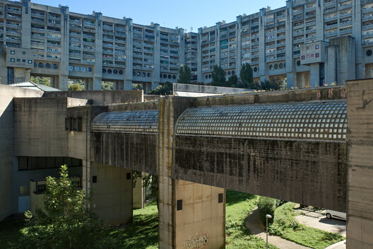 Alcatraz on the Hill: The Rise and Afterlife of Trieste's Rozzol Melara Alcatraz on the Hill: The Rise and Afterlife of Trieste's Rozzol Melara - Image 18 of 24
