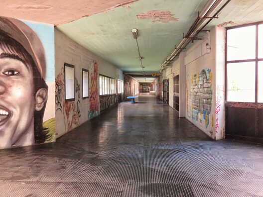 Alcatraz on the Hill: The Rise and Afterlife of Trieste's Rozzol Melara Alcatraz on the Hill: The Rise and Afterlife of Trieste's Rozzol Melara - Image 7 of 24