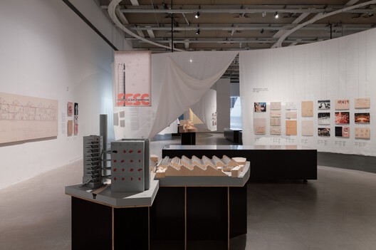 "The Poetics of Survival": OPEN Architecture Designs Lina Bo Bardi's First Exhibition in China - Image 21 of 31