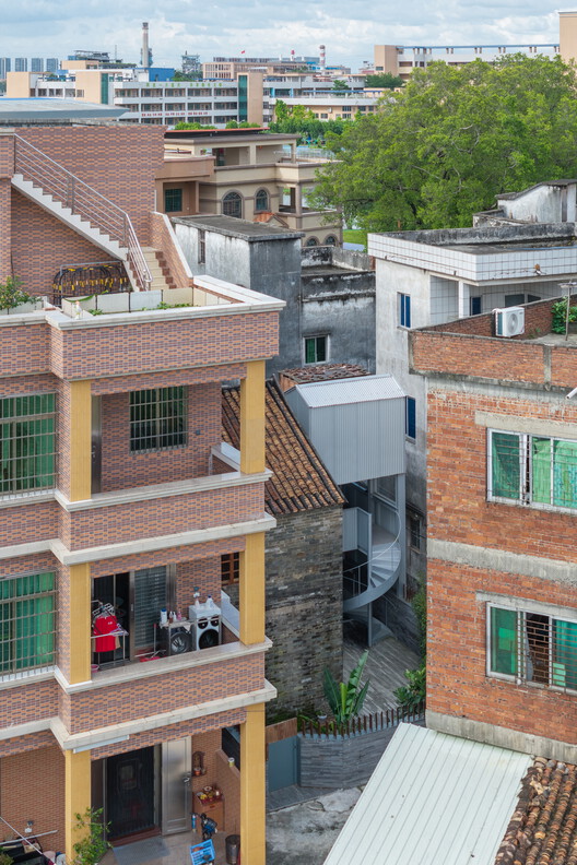Echoes of Home : Adaptive Reuse of a Vernacular House / CM Design Echoes of Home : Adaptive Reuse of a Vernacular House / CM Design - Exterior Photography, Balcony