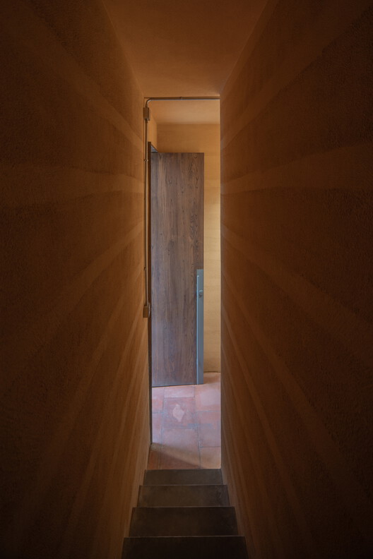Echoes of Home : Adaptive Reuse of a Vernacular House / CM Design Echoes of Home : Adaptive Reuse of a Vernacular House / CM Design - Interior Photography, Wood, Concrete