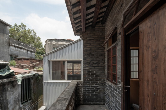 Echoes of Home : Adaptive Reuse of a Vernacular House / CM Design Echoes of Home : Adaptive Reuse of a Vernacular House / CM Design - Exterior Photography, Wood, Brick