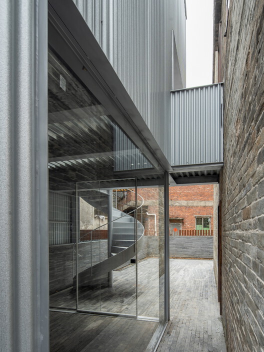Echoes of Home : Adaptive Reuse of a Vernacular House / CM Design Echoes of Home : Adaptive Reuse of a Vernacular House / CM Design - Interior Photography, Brick