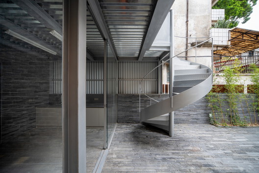 Echoes of Home : Adaptive Reuse of a Vernacular House / CM Design Echoes of Home : Adaptive Reuse of a Vernacular House / CM Design - Image 20 of 40