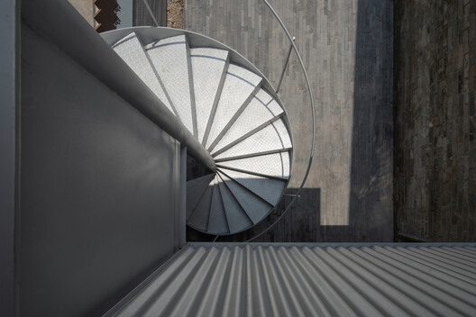 Echoes of Home : Adaptive Reuse of a Vernacular House / CM Design Echoes of Home : Adaptive Reuse of a Vernacular House / CM Design - Image 22 of 40