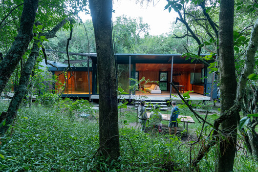 How to Inhabit a Territory: 10 Houses Shaped by Argentina's Landscapes - Image 22 of 31