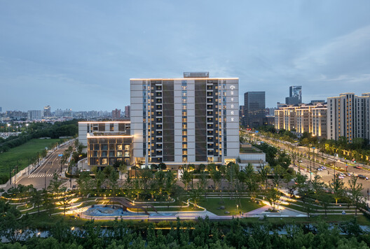 Shanghai Guohua Heyuejia International Senior Living Centre, Continuing Care Retirement Community / GN Architects Shanghai Guohua Heyuejia International Senior Living Centre, Continuing Care Retirement Community / GN Architects - Exterior Photography