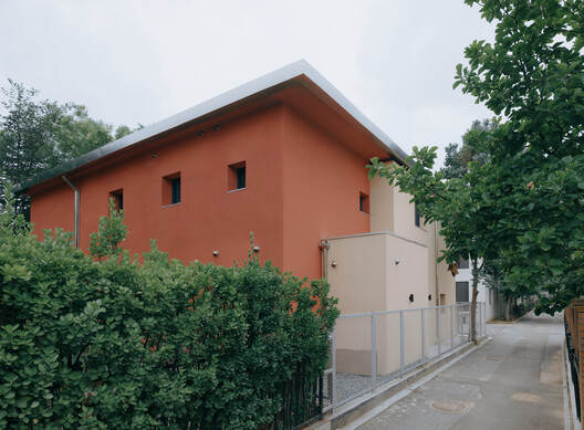 House of  Rasing the Umbrella / Chaoffice - Exterior Photography